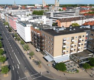 Blick auf das Staatstheater- 1-Zimmer Wohnung mit Balkon - Photo 1