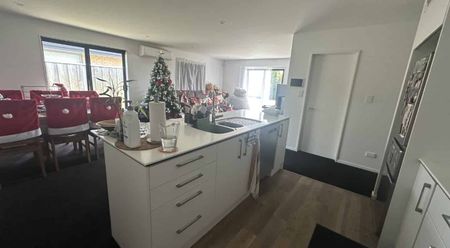 Rolleston 4 bedrooms - Photo 3