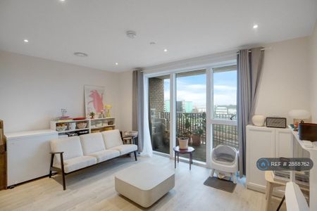 2 bedroom flat to rent - Photo 3