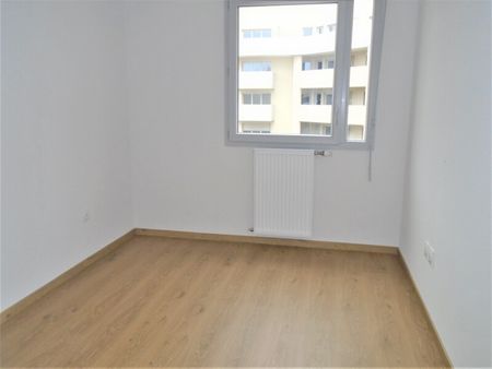 Location Appartement 3 pièces 60m² CASTANET TOLOSAN 31320 - Photo 2