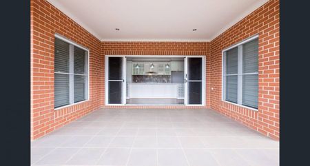 LARGE FAMILY HOME LOCATED 10 MINUTES FROM TOWN - Photo 2