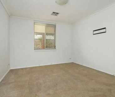 “Summer Stunner!! Enjoy Summer at Home - Pool, Space, and Comfort A... - Photo 2