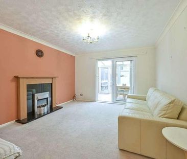 Burns Close, South Wimbledon, SW19 - Photo 2