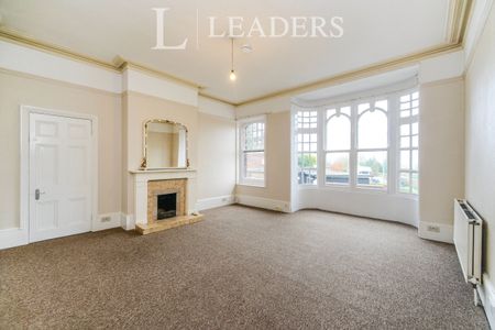 5 bedroom flat to rent Port Hall Avenue, Brighton, BN1 - Photo 2