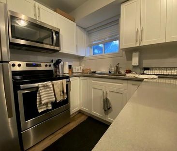 372 Yonge Street - Unit 3 - 1 bed, 1 bath - Photo 5