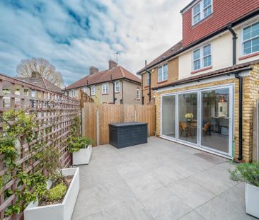 3 bedroom terraced house to rent - Photo 2