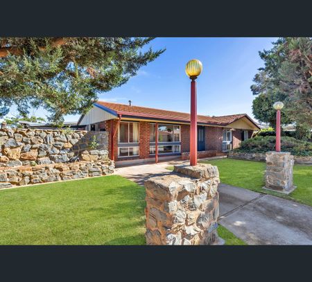 24 Nautilus Square, Seaford Rise, SA 5169 - Photo 2