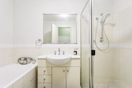 Three Bedroom Haven with Oversized Balcony in a Peaceful Botany Pocket - Photo 4