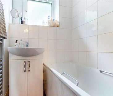 3 bedroom apartment to rent - Photo 6