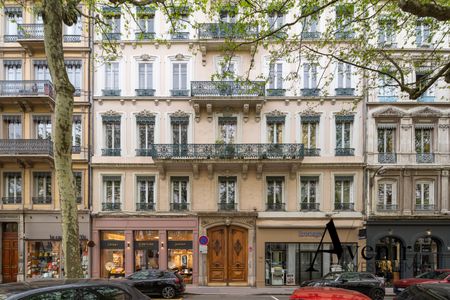 FOCH - 202 m2 - 4 chambres - MEUBLE - GARAGE - CAVE - Photo 5