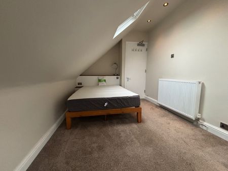 Sanquhar Street, Splott - Photo 4