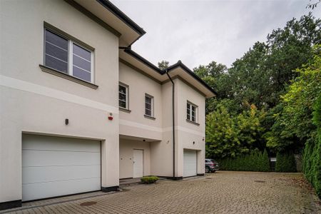 Funkcjonalny dom z furtką do Lasu Kabackiego - Zdjęcie 4