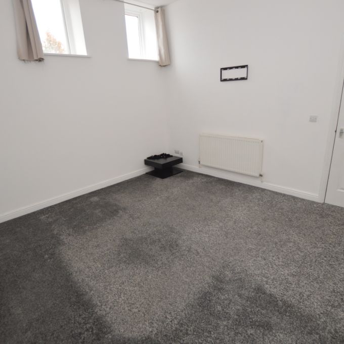 2 Bedroom Apartment - Photo 1