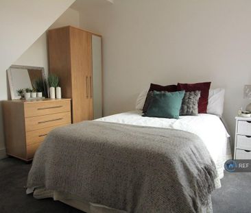 6 bedroom terraced house to rent - Photo 5