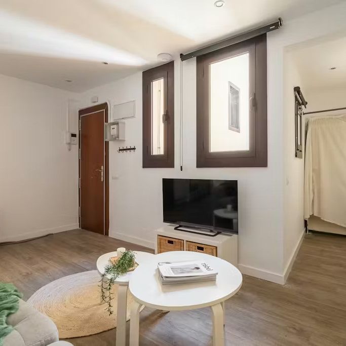 Carrer de l'Hospital, Barcelona, Catalonia 08001 - Photo 1