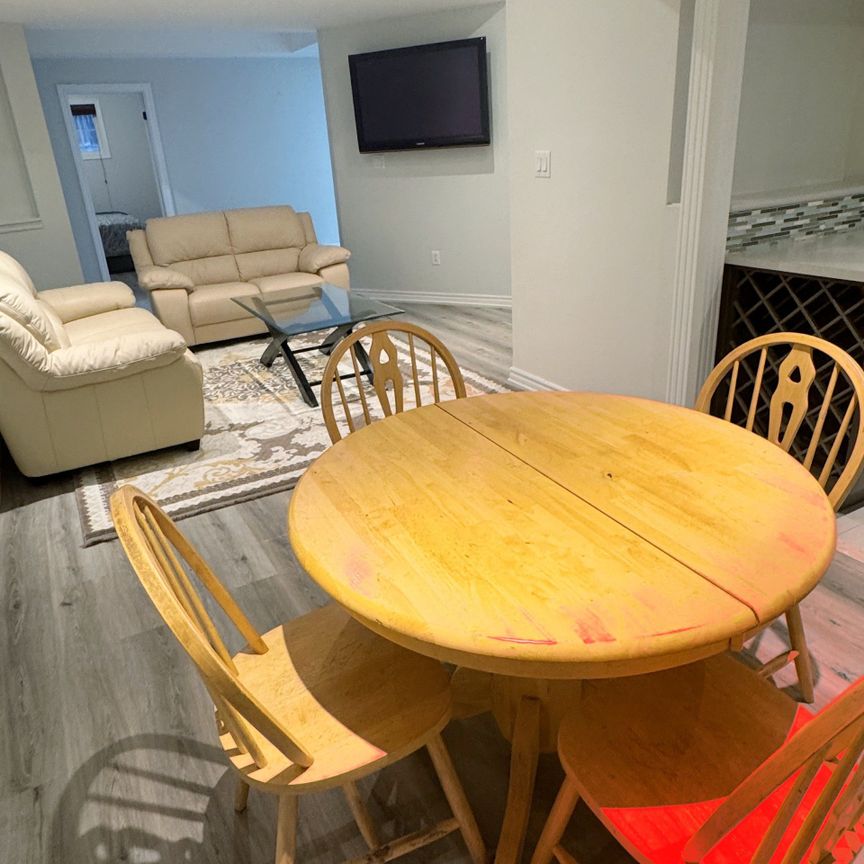 For Lease - 8 Speight Court Unit# Basement, Ajax, Ontario - Photo 1