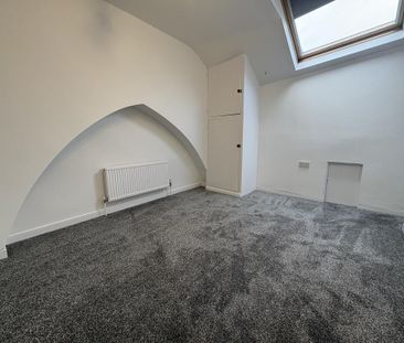3 bedroom terraced house to rent - Photo 3