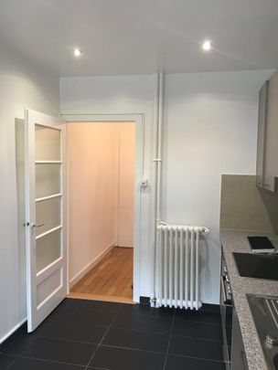 Idéalement situé dans Carouge, proche des transports publics (en face du bâtiment), grandes entreprises, restaurants et commerces. - Foto 1