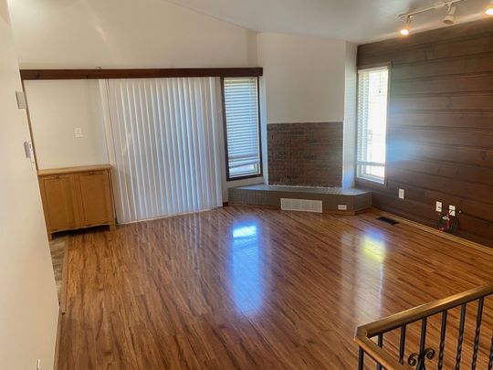 For Lease - 58 Fifth Avenue, Kitchener, Ontario - Photo 1