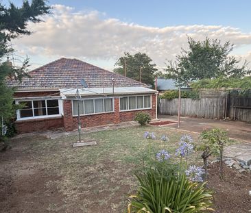 44 Raglan Street, Tamworth - Photo 3