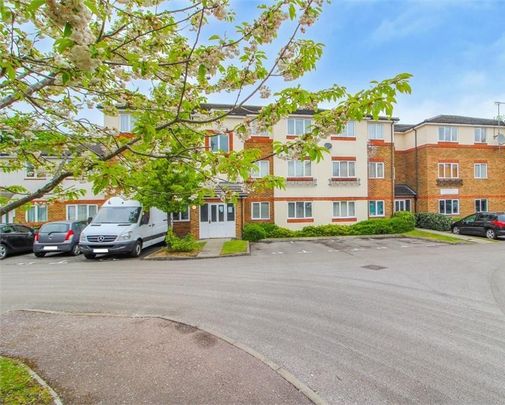 Modern Two Bedroom First Floor Apartment for Rent in Milton Keynes - Photo 1