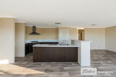 Large Family Home in great Location !! - Photo 2