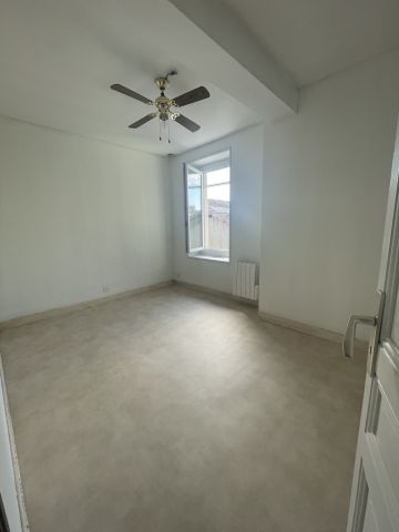 Location Appartement 4 pièces 119m² ST RAMBERT D ALBON 26140 - Photo 3