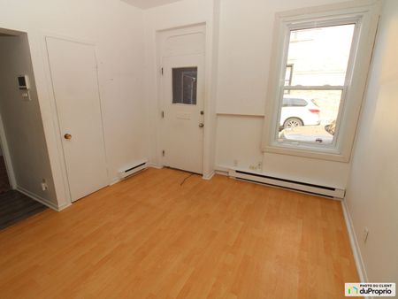 5 1/2-296, rue Saint-Sauveur, Saint-Sauveur à louer - Photo 3