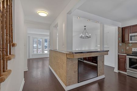 For Lease - 37 Banner Crescent, Ajax, Ontario - Photo 4