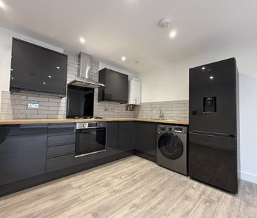 Cyril Crescent, CARDIFF - Photo 5