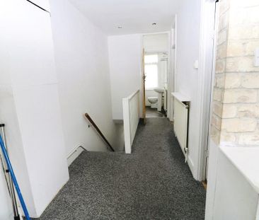 3 bedroom maisonette to rent - Photo 3