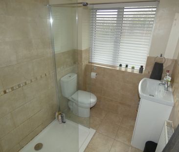1 bed House - To Let - Photo 4