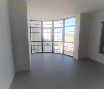 Apartment T2 in Algueirão-Mem Martins, Sintra - Photo 1