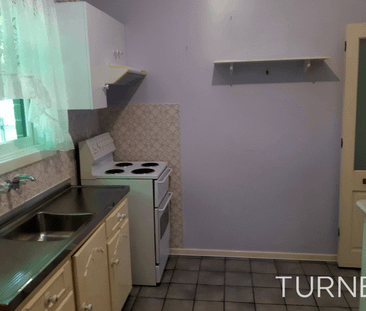 ***PLEASE NOTE SHORT TERM LEASE ONLY UNTIL 19/1/27*** - Photo 4
