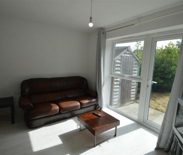 4 bedroom house to rent - Photo 2