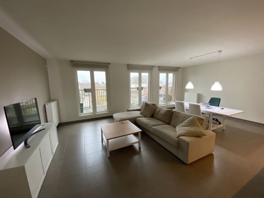 Ruim appartement met twee badkamers op toplocatie - Photo 1