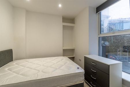 1 bedroom flat to rent - Photo 3