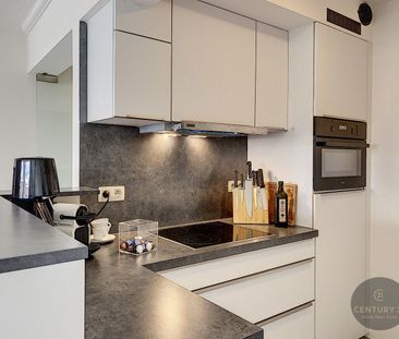 Prachtig gerenoveerd appartement vlakbij het Heldenplein - Photo 2