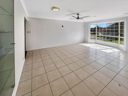 2 Millwood Terrace, 4300, Springfield Qld - Photo 3