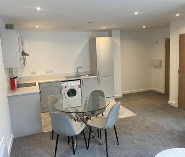 1 bedroom flat to rent - Photo 4