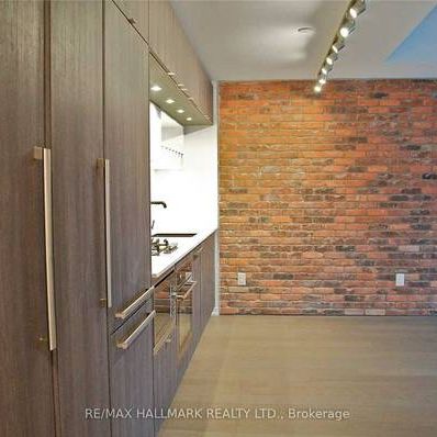 ENIGMA CONDO EXPOSED BRICK 1 BED - Photo 4