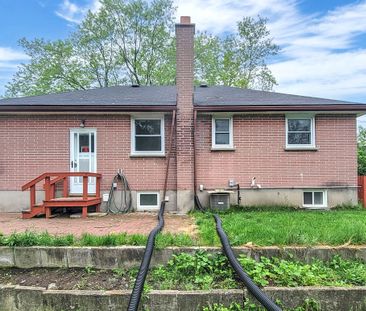 For Lease - 1020 Brewer Street Unit# Main, Peterborough Central, On... - Photo 6