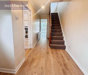 3 bedroom semi-detached house to rent - Photo 5