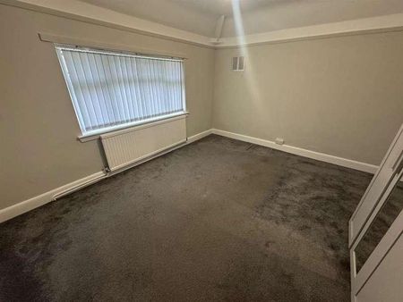 Bristol Road South, Birmingham, B31 - Photo 4