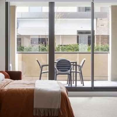 Studio - Furnished - Photo 1