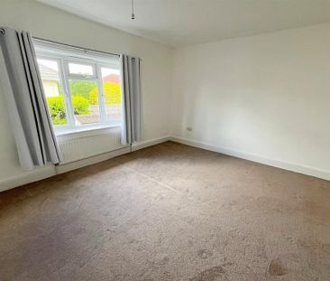 4 bedroom detached house to rent - Photo 6