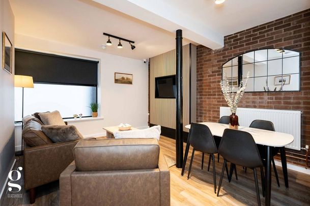 1 bedroom in a flat share to rent - Photo 1