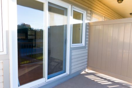 For Lease - 137 HARTHILL Way Unit# C, Barrhaven, Ontario - Photo 4