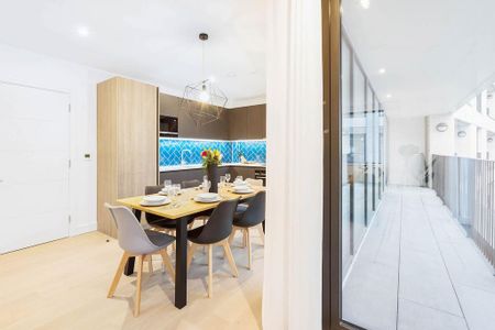 3 bedroom apartment to rent - Photo 3