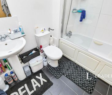 2 bedroom flat to rent - Photo 5